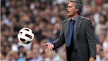 Chai nước cuối cùng của Mourinho